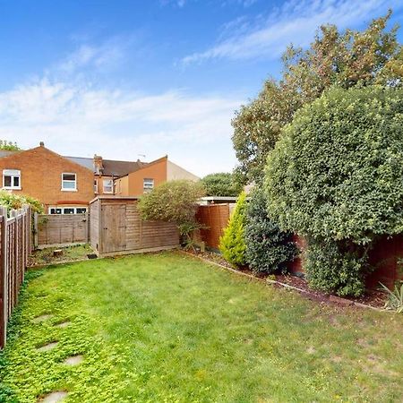 Spacious 2Bd Apartment Cricklewood London Exterior photo